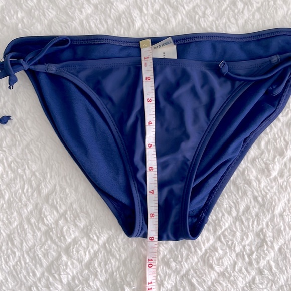 Old Navy Bikini Bottoms - Picture 3 of 5